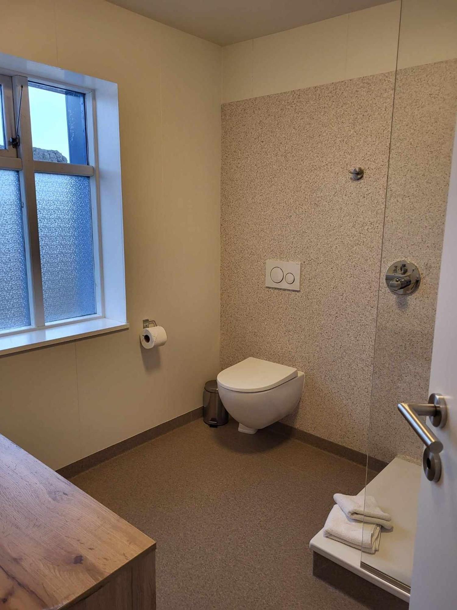 Setberg Apartment Egilsstadir Ngoại thất bức ảnh